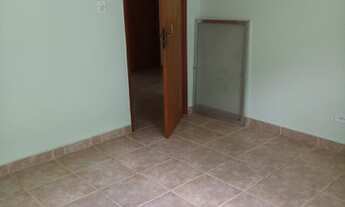 Imagem 5: Sobrado para aluguel possui 210 metros quadrados com 4 quartos