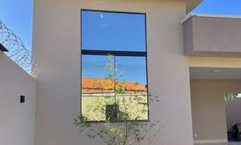 Imagem 3: Casa para venda tem 160 metros quadrados com 3 quartos- Sozinha no Lote - Vereda dos Burit