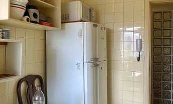 Imagem 7: Apartamento para aluguel e venda possui 78 metros quadrados com 2 quartos