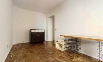 Imagem 7: Apartamento para venda com 02 dormitórios e garagem no bairro Cidade Baixa