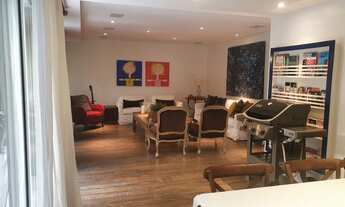 Imagem 6: Casa de condomínio sobrado para venda possui 414 metros quadrados com 3 quartos