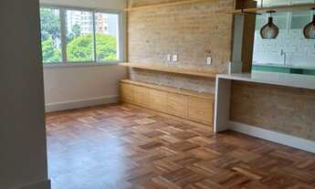 Imagem 3: Apartamento reformado, amplo com iluminação natural