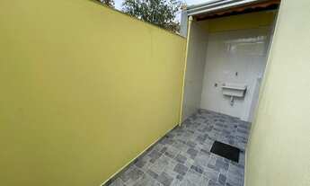 Imagem 7: Sobrado com 2 Dormitórios, Quintal e Garagem em Condomínio no Jardim Melvi, Perto da Pista