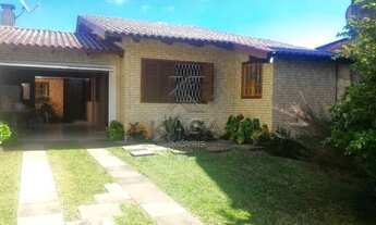 Imagem 2: Maravilhosa casa com 2 dormitórios, sendo 01 com ar condicionado, amplas salas de estar e