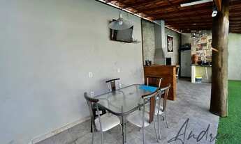 Imagem 2: Casa para venda tem 120 metros quadrados com 3 quartos sendo 1 suíte, com piscina no satél