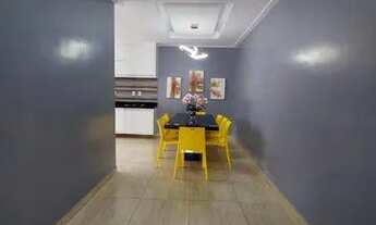 Imagem 3: Cond. Turim - casa de 2/4 sendo uma suíte - armários embutidos - garagem coberta - ampliaç