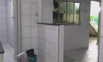 Imagem 4: Casa com 01 dormitório, cozinha, banheiro e área de serviço, sem vaga de garagem - 486