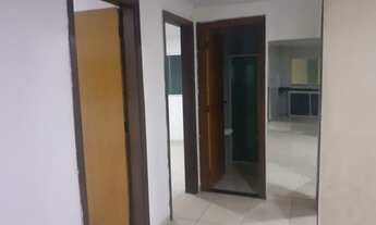 Imagem 5: ALUGO CASA DE 03 QTS, TODA NO BLINDEX, GARAGEM R$ 1.700,00