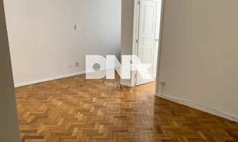 Imagem 2: Sala e quarto há 1 quadra da praia do Flamengo