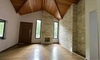 Imagem 7: Casa para Venda em Camanducaia, Monte Verde, 3 dormitórios, 1 suíte, 2 banheiros, 2 vagas