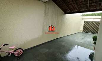 Imagem 5: Casa Duplex de Alto Padrão com 4 Suítes Piscina com Cascata, Espaço gourmet com churrasque