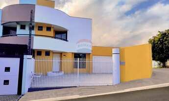 Imagem: Sobrado a venda no Xaxim