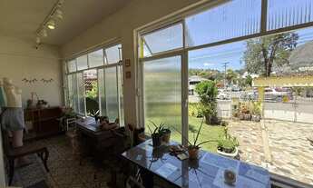 Imagem 4: Casa para Venda em Teresópolis, Araras, 5 dormitórios, 2 suítes, 4 banheiros, 2 vagas