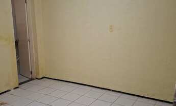 Imagem 6: ALUGA-SE CASA DOIS QUARTOS