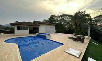 Imagem 6: Casa alto padrão à venda em condomínio de Atibaia com 4 dormitórios e 2 suítes