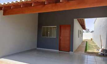 Imagem: Casa com espaço no fundo no Nova Lima