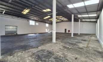 Imagem 3: EXCELENTE GALPÃO COMERCIAL DISPONÍVEL PARA LOCAÇÃO NA VILA MARIA BAIXA COM 600M²