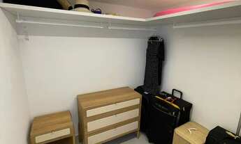 Imagem 2: Amplo apartamento mobiliado de luxo, praticamente pe na areia - vista única