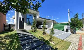 Imagem 2: Alphaville 1, Casa com 3 quartos, 1 Suíte, Piscina e Churrasqueira, por R$ 1.300.000 -Mari