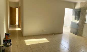 Imagem 2: Casa com 2 quartos em Cianorte PR - Bairro Universidade - leia o anúncio