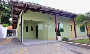 Imagem: Casa térrea localizada na Itoupava Central