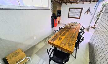 Imagem 6: Área Privativa sobre Pilotis Reformada com Armários Planejados - BH - Itapoã - 3 quartos