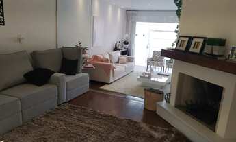 Imagem: Sobrado com 4 quartos e 270 m² em Vila