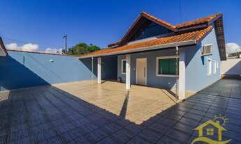 Imagem 2: Casa - Térrea no bairro Jardim São Luiz, 1300 metros da praia, Peruíbe-SP