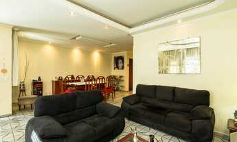 Imagem 2: Casa ao lado do Parque da Aclimação!