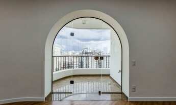 Imagem 2: LINDO APTO TOTALMENTE REFORMADO COM 3 SUÍTES 2 VAGAS DE GARAGEM