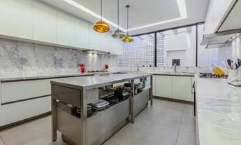 Imagem 7: Casa para venda com 929 metros quadrados com 5 quartos em Jardim Paulista - São Paulo - SP