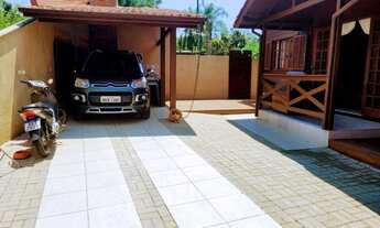 Imagem 7: CASA NO MORRO DAS PEDRAS PRONTINHA PARA COMEÇAR A VIDA NA ILHA!