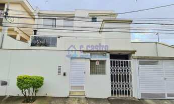 Imagem: Linda casa em condomínio fechado, apenas