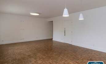 Imagem: Amplo apartamento e todo reformado!