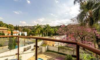 Imagem 2: AMPLA CASA PERFEITA PARA MODERNIZAR!! LAZER PRIVATIVO!!