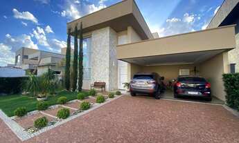 Imagem: Casa de condomínio possui 407m² com 3