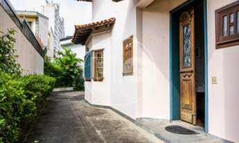 Imagem 2: CASA MONTEZUMA - JARDIM DAS BANDEIRAS - Venda - 300 m² - 4 Quartos (2 Suítes) - 4 Vagas