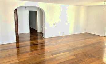 Imagem 3: BARÃO DE LORENA - JARDIM PAULISTA - Venda ou Locação - 245 m² - 4 Quartos (1 Suíte) - 2 V