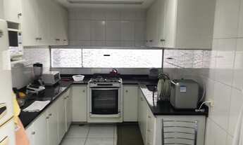 Imagem 7: Sobrado para venda tem 215 metros quadrados com 3 quartos em Jardim Aeroporto - São Paulo