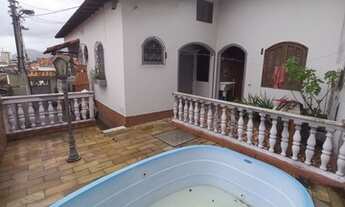 Imagem: Ótima casa 03 qtos piscina no Centro