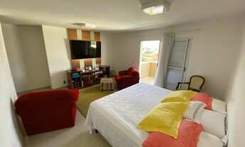 Imagem 6: Casa de condomínio para venda possui 550 metros quadrados com 4 quartos