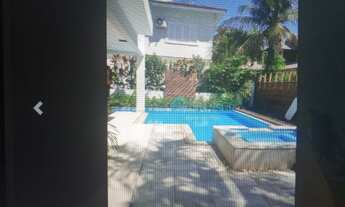 Imagem 4: Casa de condomínio para venda com 440 metros quadrados com 5 quartos