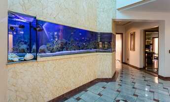 Imagem 7: Luxuoso Sobrado de 464m², próximo ao Hospital Ruben Berta