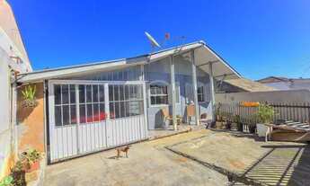 Imagem 2: Casa para venda tem 160 metros quadrados com 5 quartos em Santa Cândida - Curitiba - PR