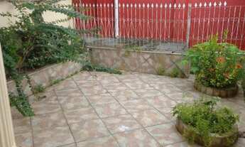 Imagem 2: Casa no Aleixo, 3 Suíte, Cabendo 2 Carros na Garagem