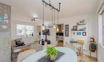 Imagem 3: Apartamento para venda tem 79 metros quadrados com 3 quartos em Mercês - Curitiba - PR