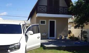 Imagem 2: Casa com piscina ingleses