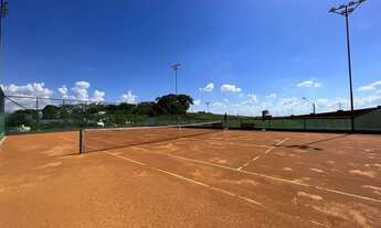 Imagem 7: Casa de condomínio para venda tem 386 metros quadrados em Jardins Nápoles - Senador Canedo