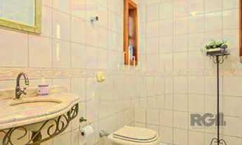 Imagem 7: PORTO ALEGRE - Casa Padrão - Partenon