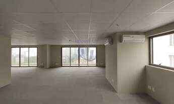 Imagem 6: Cobertura de 660m², 16 vagas, sacada, Prédio novo e com Estacionamento